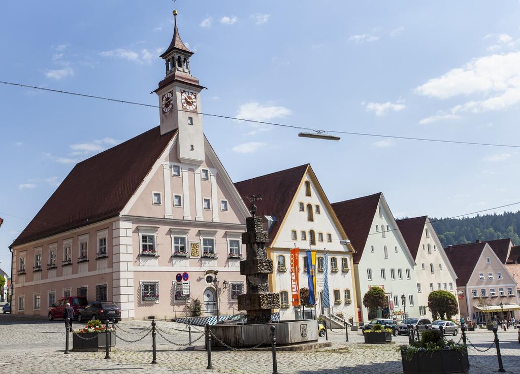 Gasthof Stern Greding Exterior foto